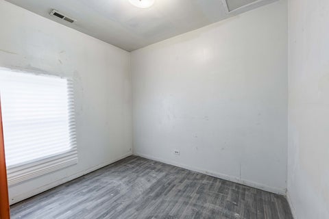 Tiny photo for 832 E 153 Street, Phoenix, IL 60426 (MLS # 12683474)