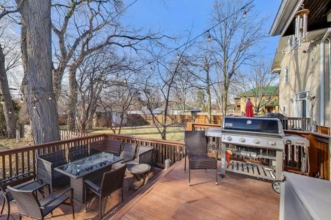 Tiny photo for 847 Fair Oaks Avenue, Oak Park, IL 60302 (MLS # 12577612)