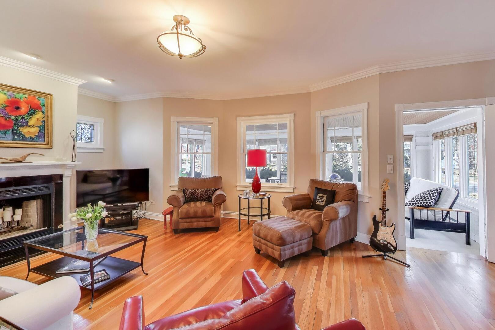 847 Fair Oaks Avenue