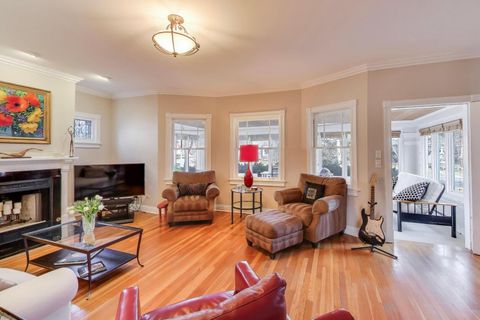 Tiny photo for 847 Fair Oaks Avenue, Oak Park, IL 60302 (MLS # 12577612)