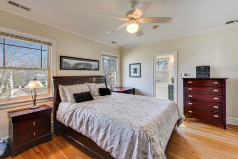 Tiny photo for 847 Fair Oaks Avenue, Oak Park, IL 60302 (MLS # 12577612)