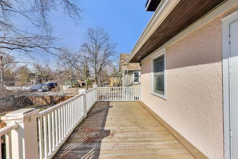 Tiny photo for 847 Fair Oaks Avenue, Oak Park, IL 60302 (MLS # 12577612)