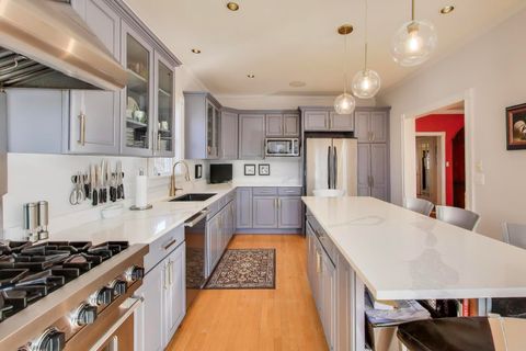 Tiny photo for 847 Fair Oaks Avenue, Oak Park, IL 60302 (MLS # 12577612)