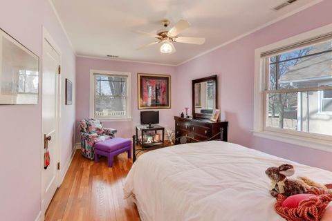 Tiny photo for 847 Fair Oaks Avenue, Oak Park, IL 60302 (MLS # 12577612)