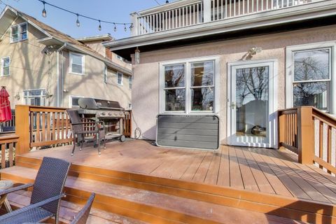 Tiny photo for 847 Fair Oaks Avenue, Oak Park, IL 60302 (MLS # 12577612)