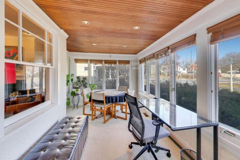 Tiny photo for 847 Fair Oaks Avenue, Oak Park, IL 60302 (MLS # 12577612)