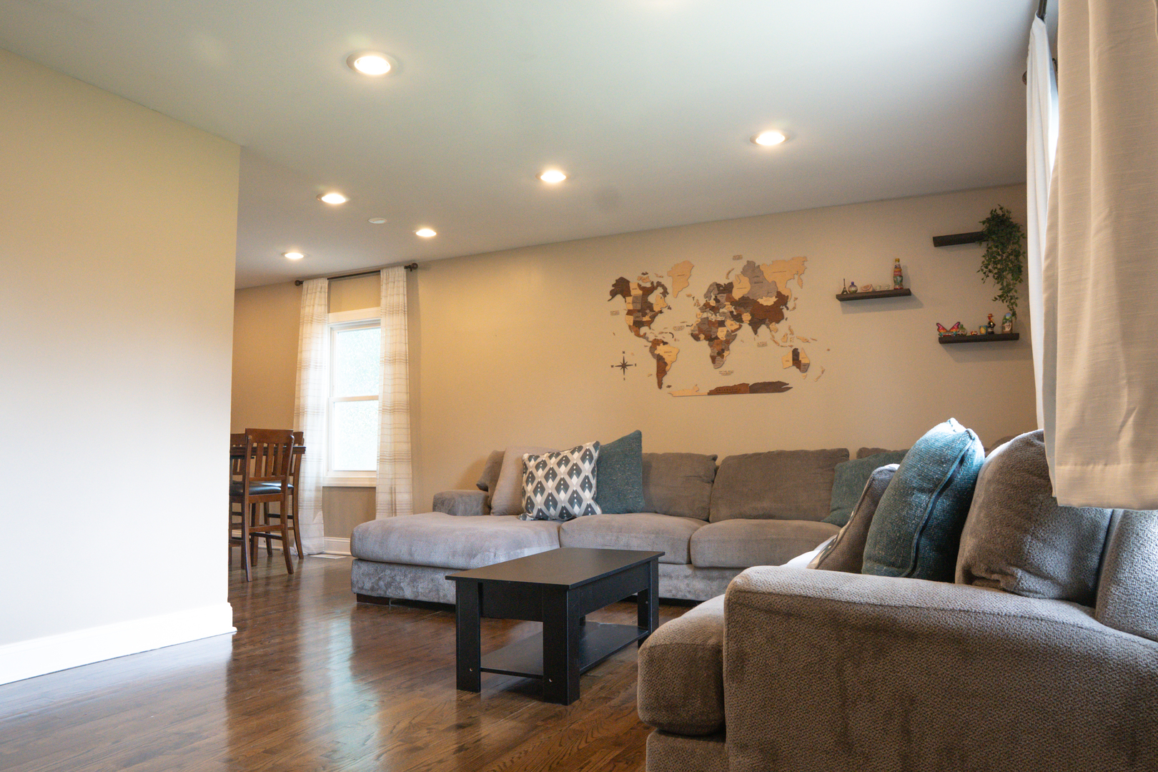 7625 Woodridge Drive