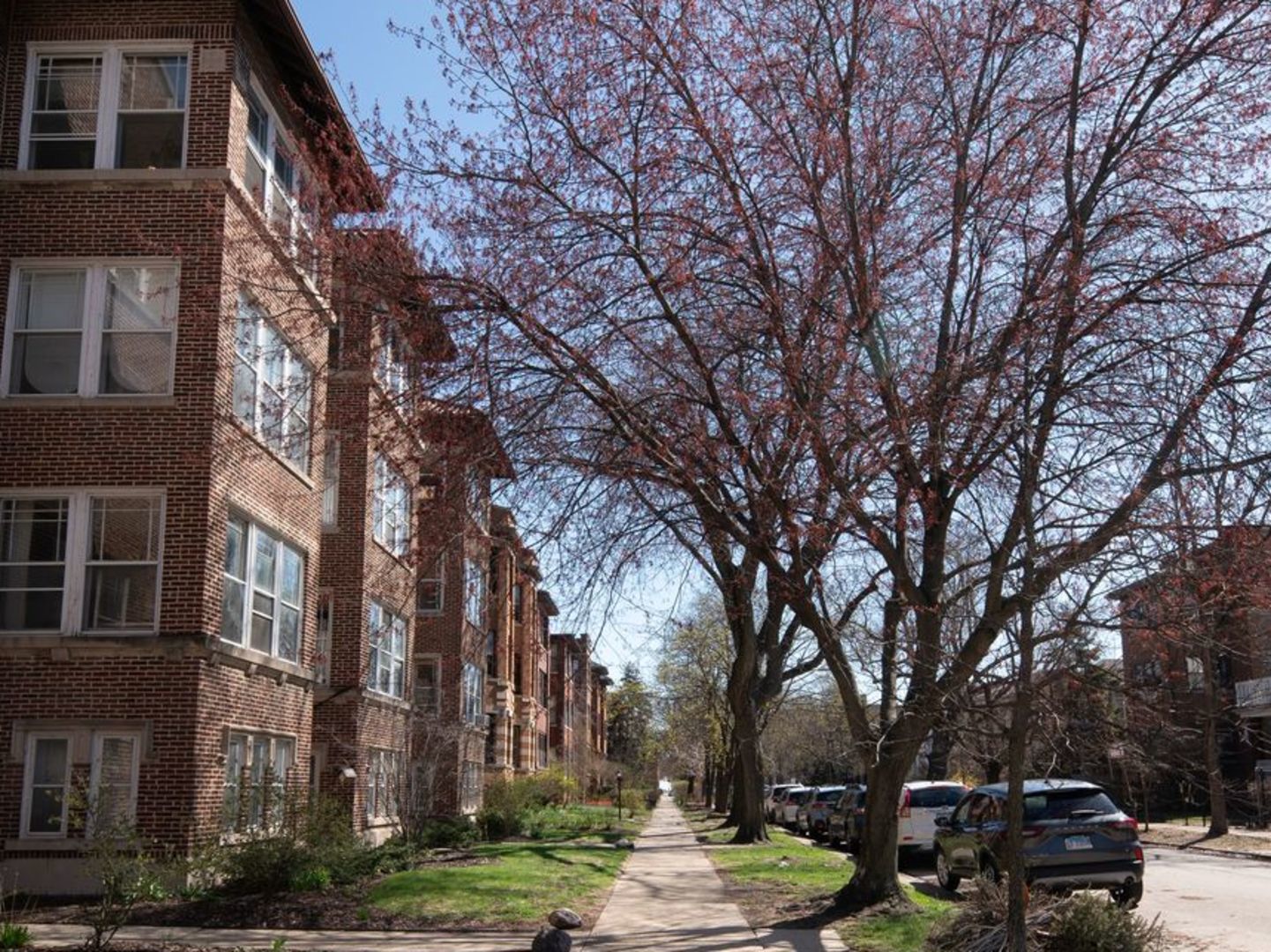 1260 W Columbia Avenue 2