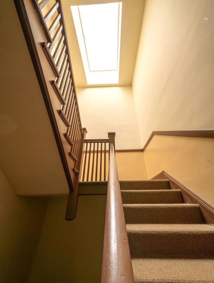 1260 W Columbia Avenue 2