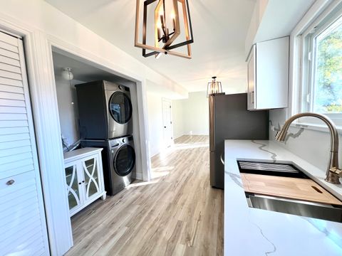 Tiny photo for 1373 Cimarron Court, Elgin, IL 60120 (MLS # 12525184)