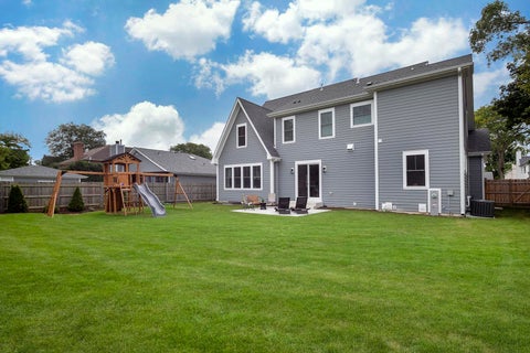 Tiny photo for 1947 Summerton Place, Northbrook, IL 60062 (MLS # 12771904)