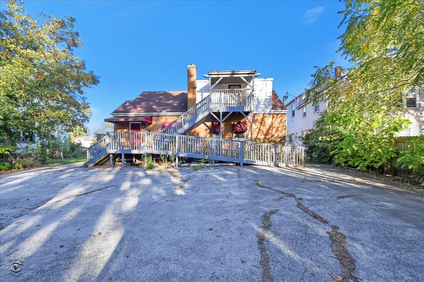 1328 Main Street