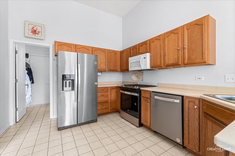 Tiny photo for 2331 Handley Lane, Aurora, IL 60502 (MLS # 12566439)