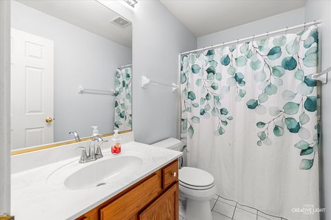 Tiny photo for 2331 Handley Lane, Aurora, IL 60502 (MLS # 12566439)