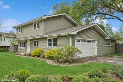 2020 Rolling Ridge Lane Lindenhurst IL 60046