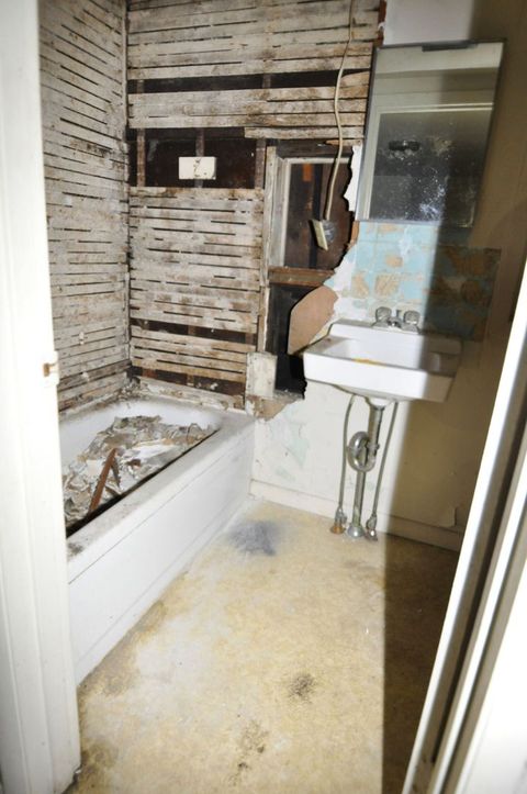 Tiny photo for 727 Chapel Street, Ottawa, IL 61350 (MLS # 12683772)