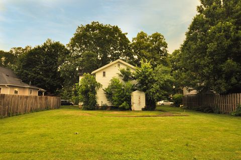 Tiny photo for 727 Chapel Street, Ottawa, IL 61350 (MLS # 12683772)