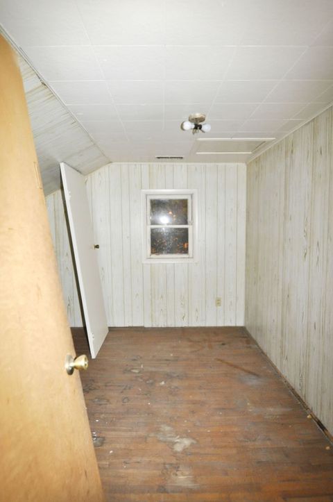 Tiny photo for 727 Chapel Street, Ottawa, IL 61350 (MLS # 12683772)