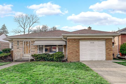 A home in Evergreen Park