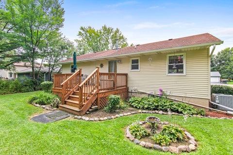 Tiny photo for 699 Karen Drive, Lake Holiday, IL 60552 (MLS # 12731928)
