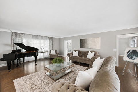 Tiny photo for 2 Hickory Lane, Northbrook, IL 60062 (MLS # 12753780)