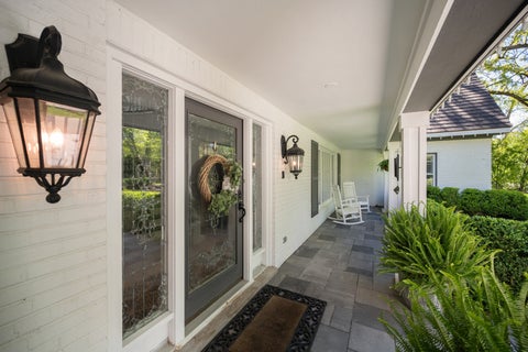 Tiny photo for 2 Hickory Lane, Northbrook, IL 60062 (MLS # 12753780)