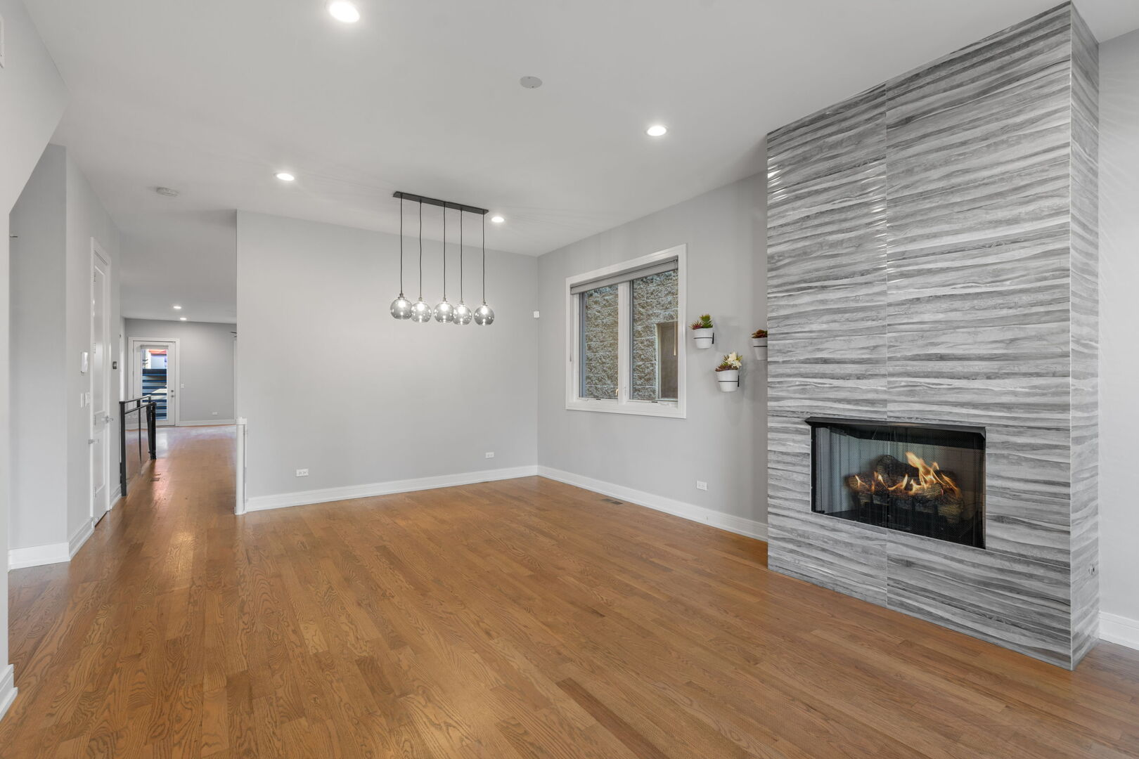 1057 N Wood Street 1