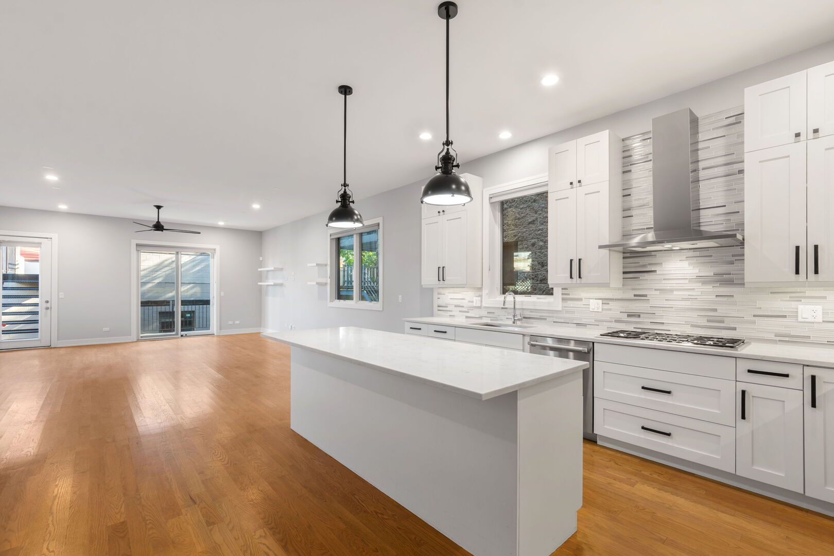 1057 N Wood Street 1