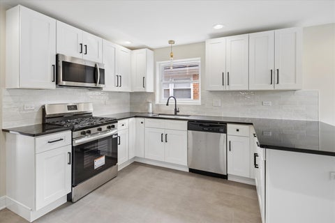 Tiny photo for 2121 W 71st Place, Chicago, IL 60636 (MLS # 12733333)