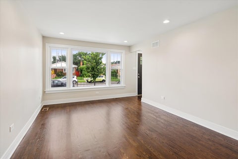 Tiny photo for 2121 W 71st Place, Chicago, IL 60636 (MLS # 12733333)