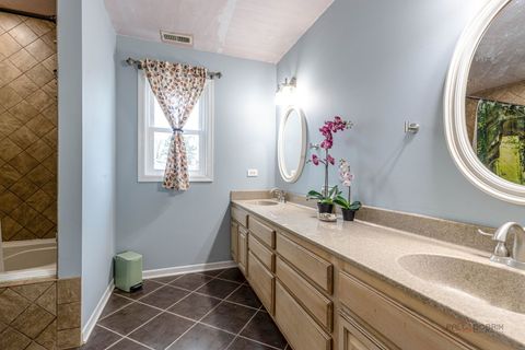 Tiny photo for 516 N Emroy Avenue, Elmhurst, IL 60126 (MLS # 12507358)