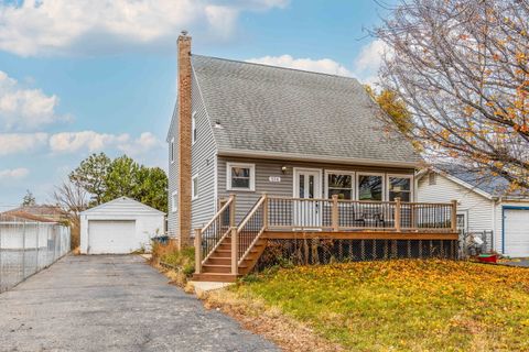 516 N Emroy Avenue Elmhurst IL 60126