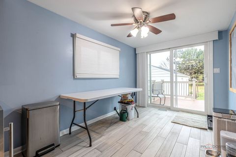 Tiny photo for 516 N Emroy Avenue, Elmhurst, IL 60126 (MLS # 12507358)