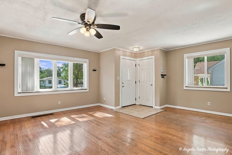 Tiny photo for 23210 W Lone Tree Lane, Lake Zurich, IL 60047 (MLS # 12775268)
