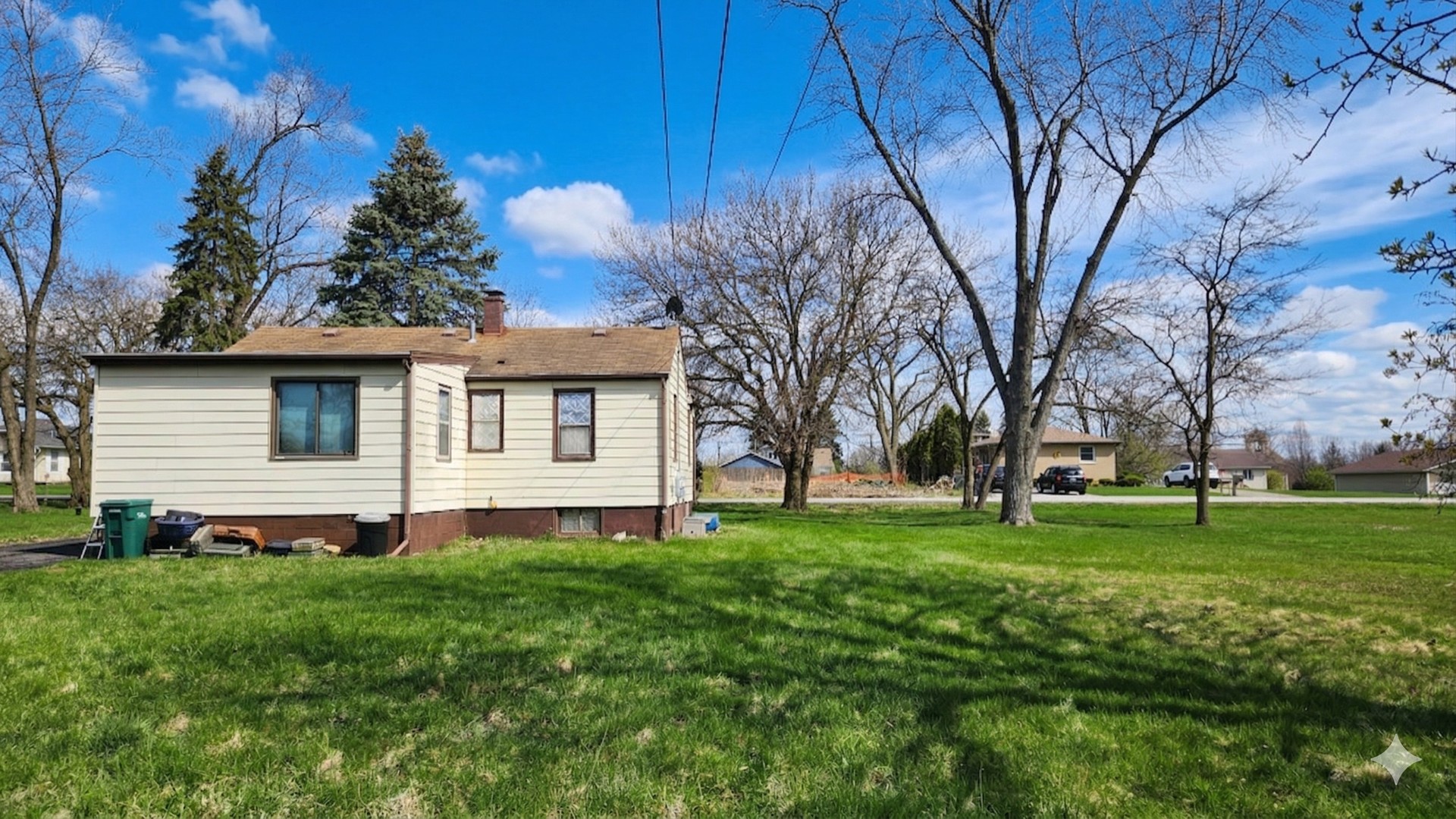 2N071 La Londe Avenue