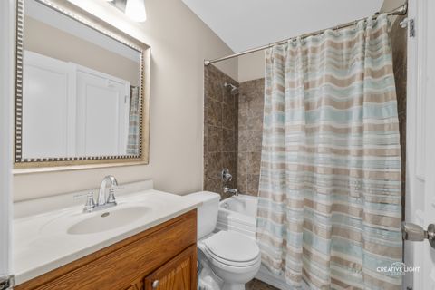 Tiny photo for 10 W Windsor Court, Sugar Grove, IL 60554 (MLS # 12616675)