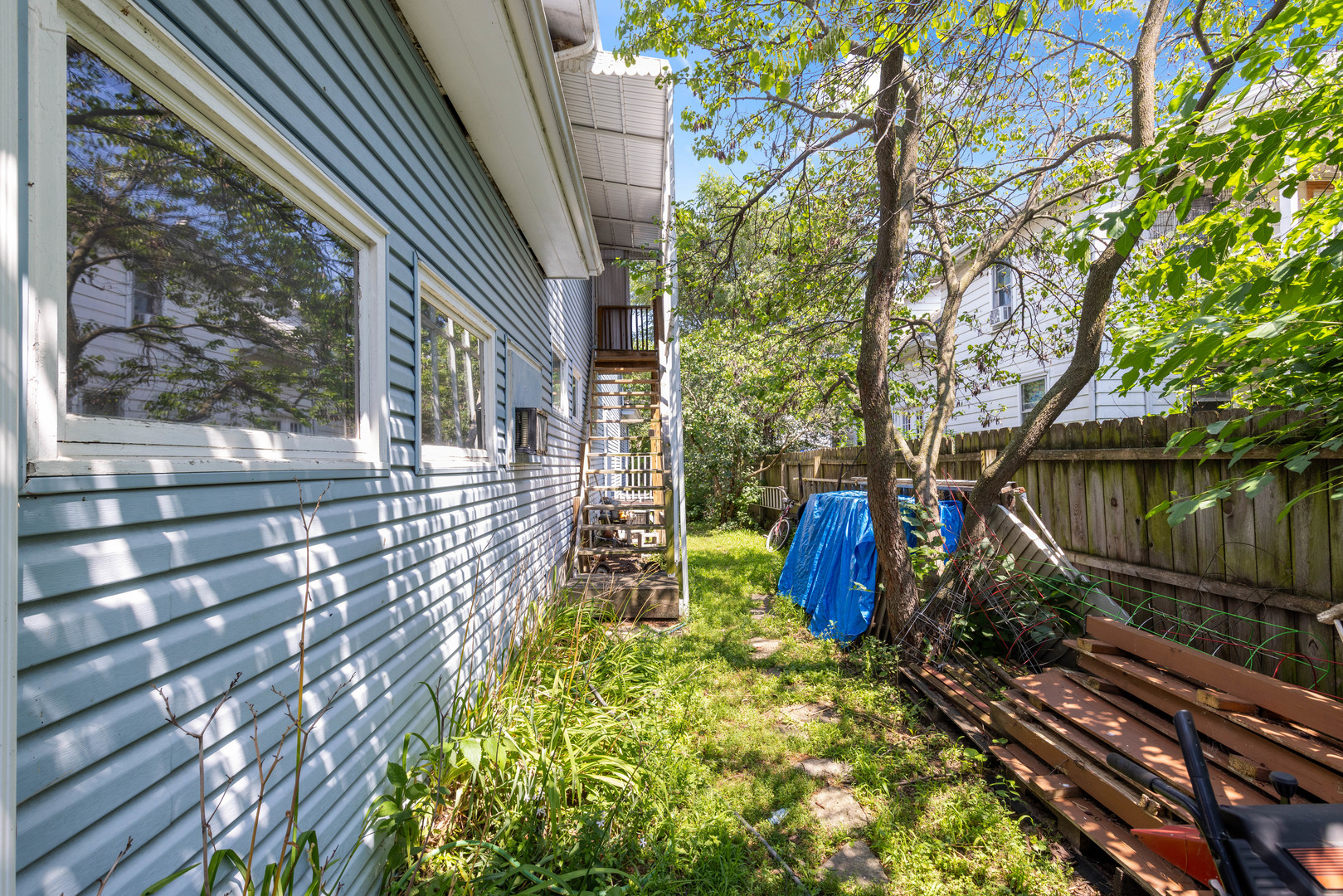 2303 9th Street