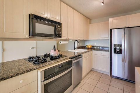 Tiny photo for 1720 Maple Avenue #2580, Evanston, IL 60201 (MLS # 12491270)