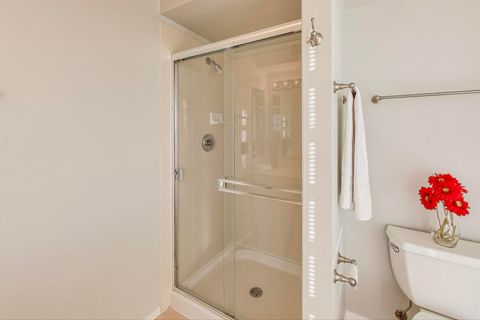 Tiny photo for 1720 Maple Avenue #2580, Evanston, IL 60201 (MLS # 12491270)