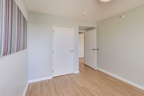 Tiny photo for 1720 Maple Avenue #2580, Evanston, IL 60201 (MLS # 12491270)