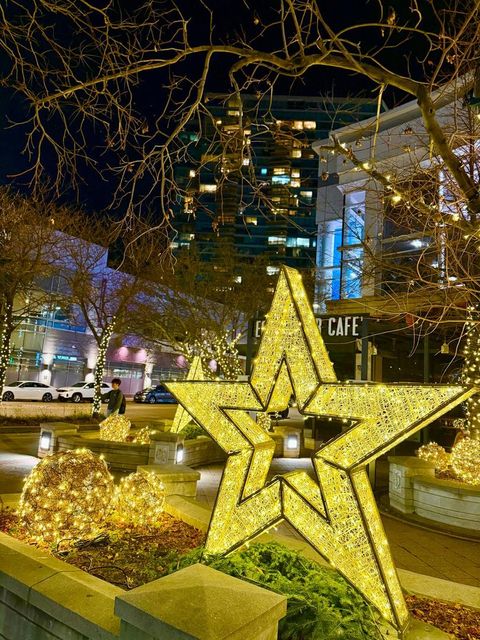 Tiny photo for 1720 Maple Avenue #2580, Evanston, IL 60201 (MLS # 12491270)