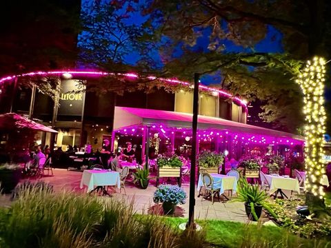 Tiny photo for 1720 Maple Avenue #2580, Evanston, IL 60201 (MLS # 12491270)