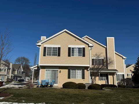 Tiny photo for Woodstock, IL 60098 (MLS # 12531327)