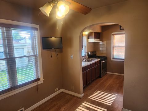 Tiny photo for 3914 Madison Street, Bellwood, IL 60104 (MLS # 12436622)