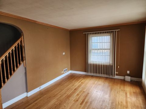 Tiny photo for 3914 Madison Street, Bellwood, IL 60104 (MLS # 12436622)