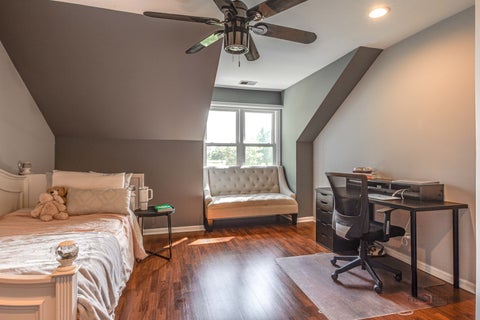 Tiny photo for 287 Willow Parkway, Buffalo Grove, IL 60089 (MLS # 12712802)