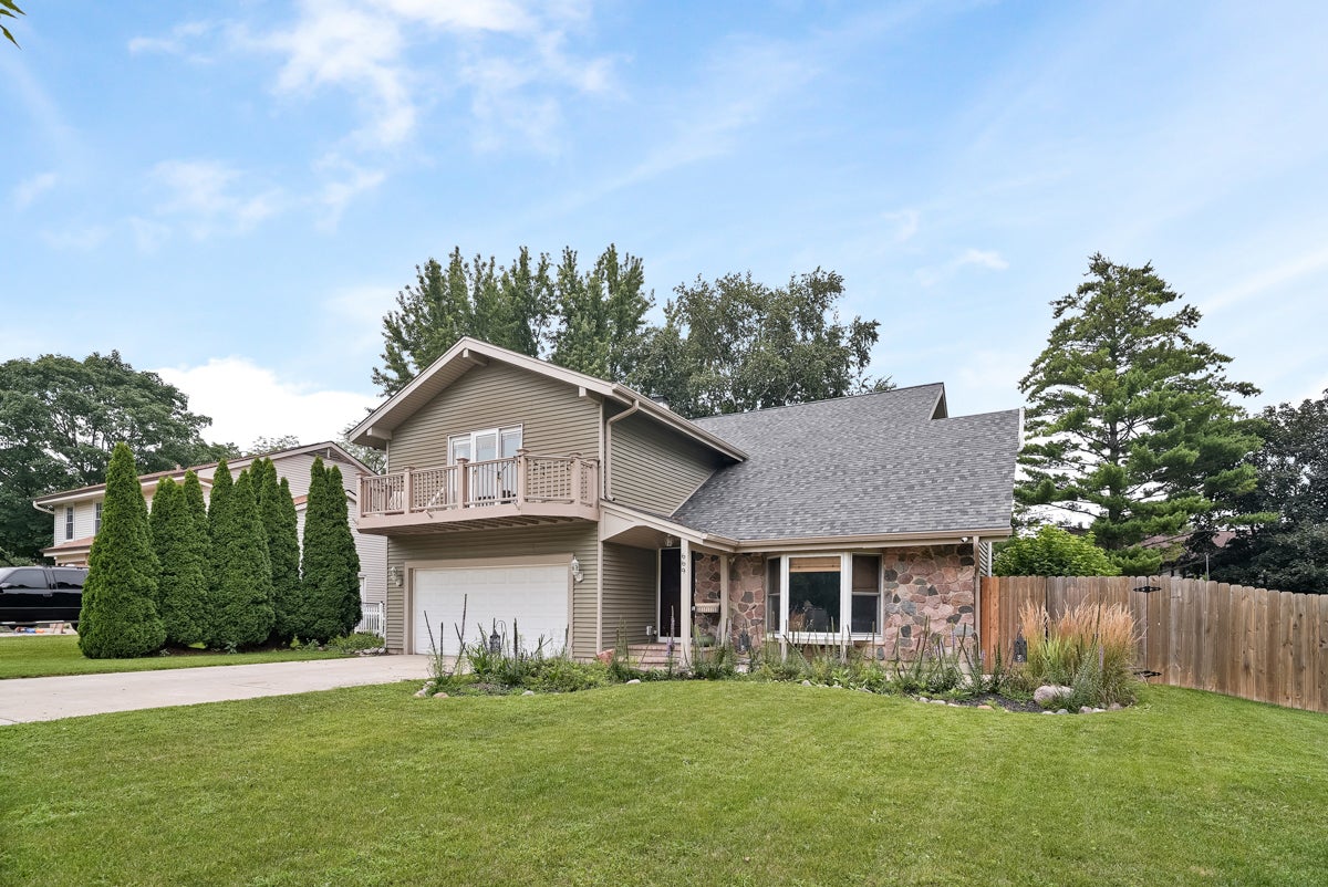 669 Tamarisk Terrace