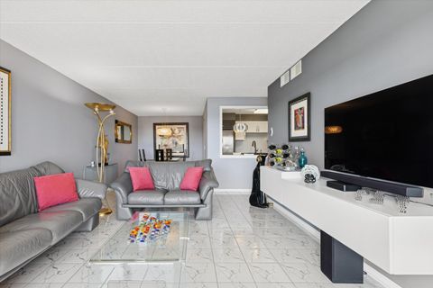 Tiny photo for 8540 W Foster Avenue #504, Norridge, IL 60706 (MLS # 12473718)