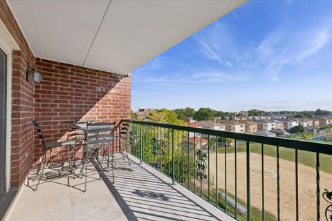 Tiny photo for 8540 W Foster Avenue #504, Norridge, IL 60706 (MLS # 12473718)