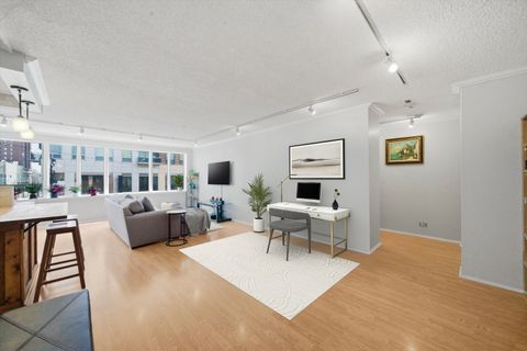 Tiny photo for 801 S Plymouth Court #203, Chicago, IL 60605 (MLS # 12618150)